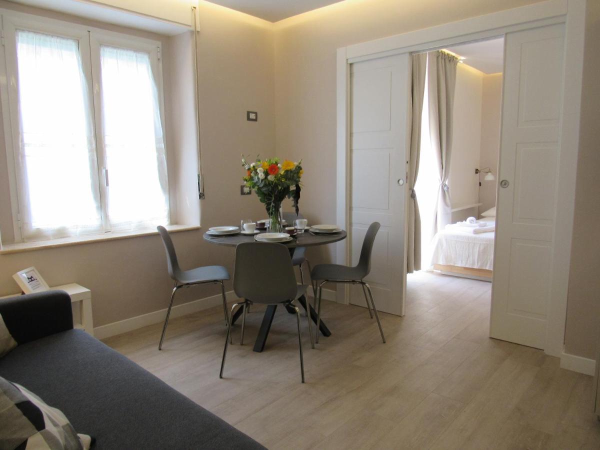 Viola'S Home Napoli Bagian luar foto